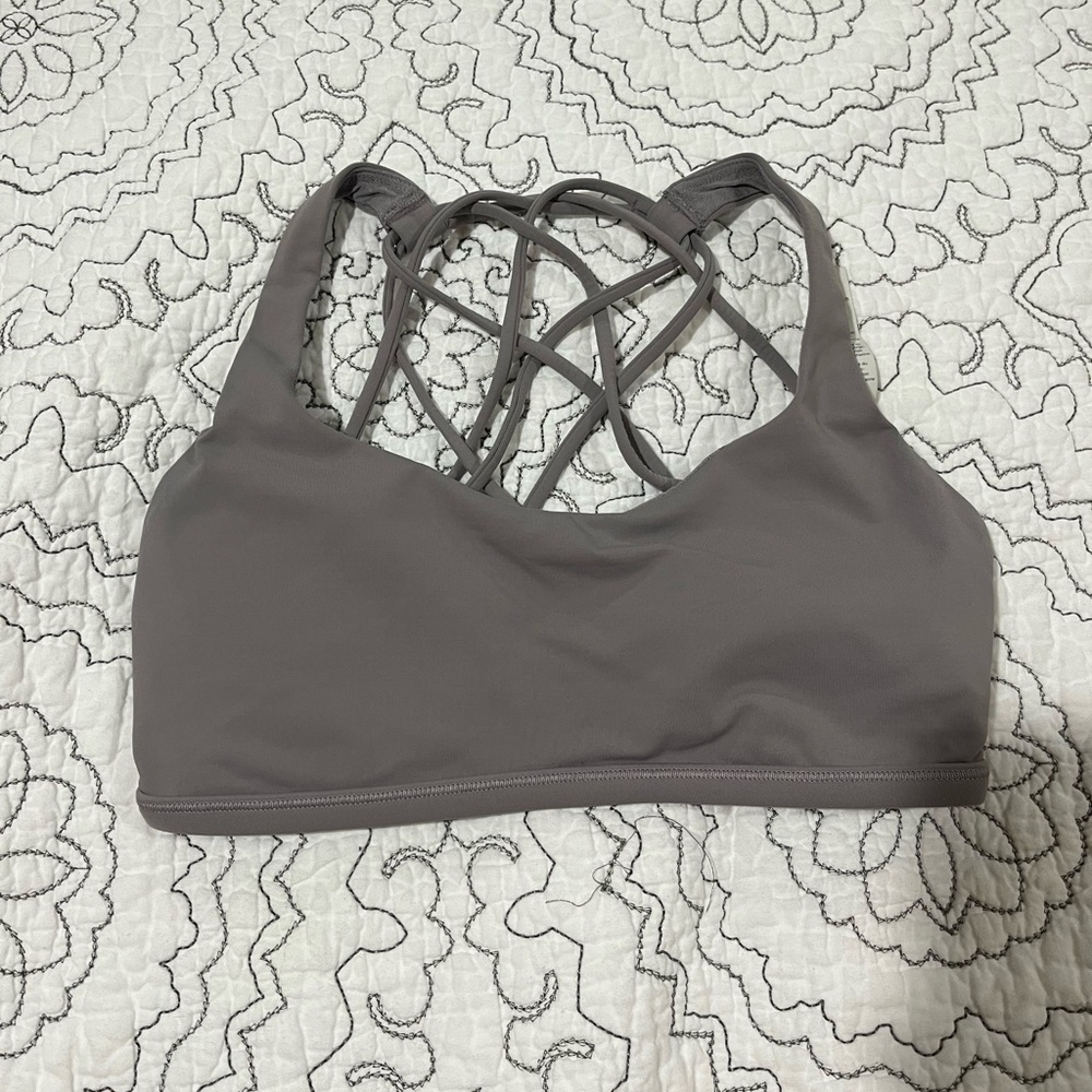 Lululemon Free to Be Sports Bra